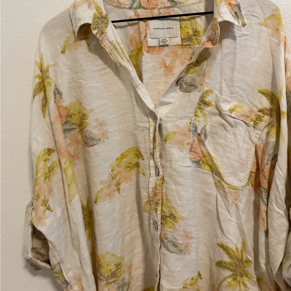 American Eagle Outfitters Pastel Floral Shirt - Picture 2 of 5